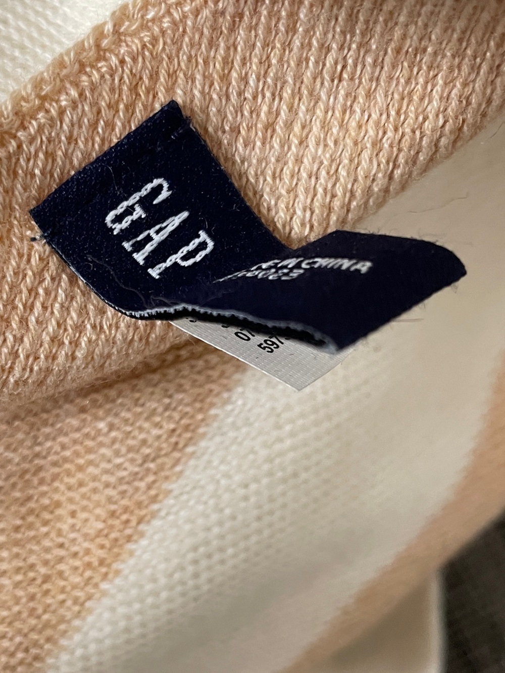 GAP
scarf - Picture 4 of 5